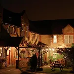 Bolingbroke Arms & Hotel