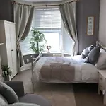 Lovely Studios In Centre