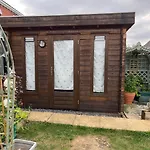 Log Cabin Single Accommodation