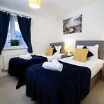 Brookvale Apartment - Free Parking