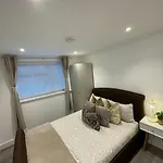 Stylish & Cosy 1 Bed Apartment