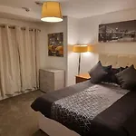 Paramount Nest