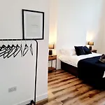 Burkhardt Hall- Parking Included- Sleeps 4