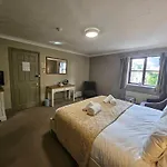 Marsh Farm Hotel