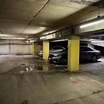 Suite Swindon Escape In Town Centre - Free Parking