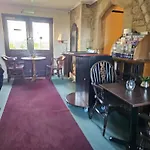 Schoolhouse Restaurant And Hotel
