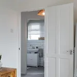 Juniper Close Retreat