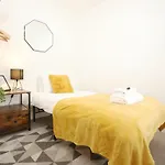 Havelock Apartment By N And N Stays Ltd, City Centre, Ideal For Contractors, Professionals, Close To Centre, Long Stay Disc Available