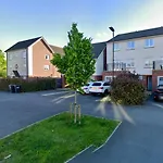 Large Double Room & Private Ensuite Bathroom, Badbury Park, Swindon, Near Great Western Hospital