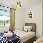Mundy Avenue, Long Stay Disc, Parking, Wifi