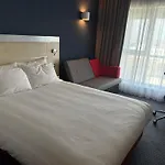 Holiday Inn Express Swindon City Centre By Ihg