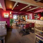 The White Hart, Wroughton