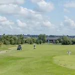 The Wiltshire Hotel, Golf And Leisure Resort