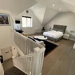 Welcome Rooms 55B- Self Check-In Whole Apartment Fully Refurbished