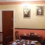 Fir Tree Lodge Hotel, Guest House