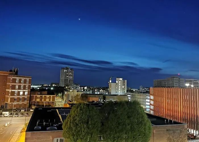 Paramount City View