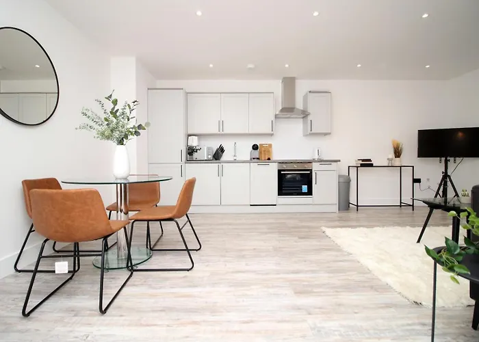 Cohost Partners | Central And Contemporary 2Br