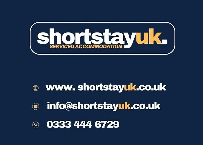 4 Bradford Old Town Swindon, 2 Bedroom, Sleeps 5, Free Secure Parking, Wifi, Long Stay Disc