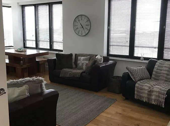 1 Farnsby Street Apartment 19