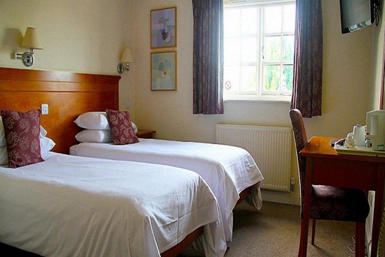 Hotel The Crown Swindon