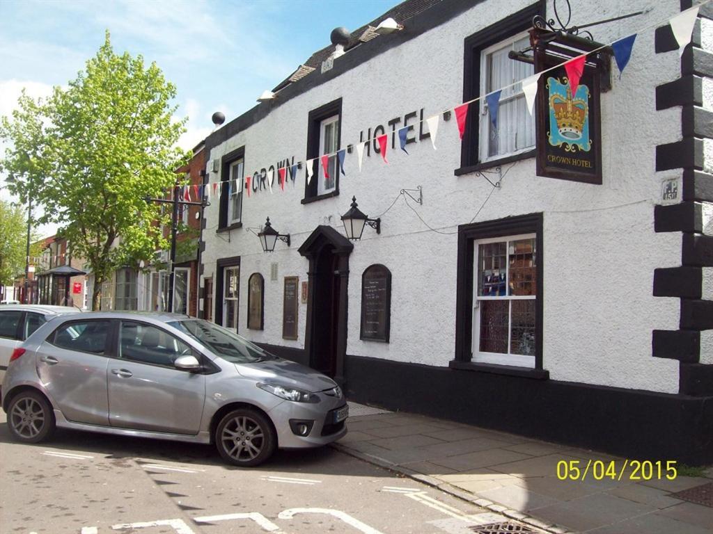 Hotel The Crown Swindon
