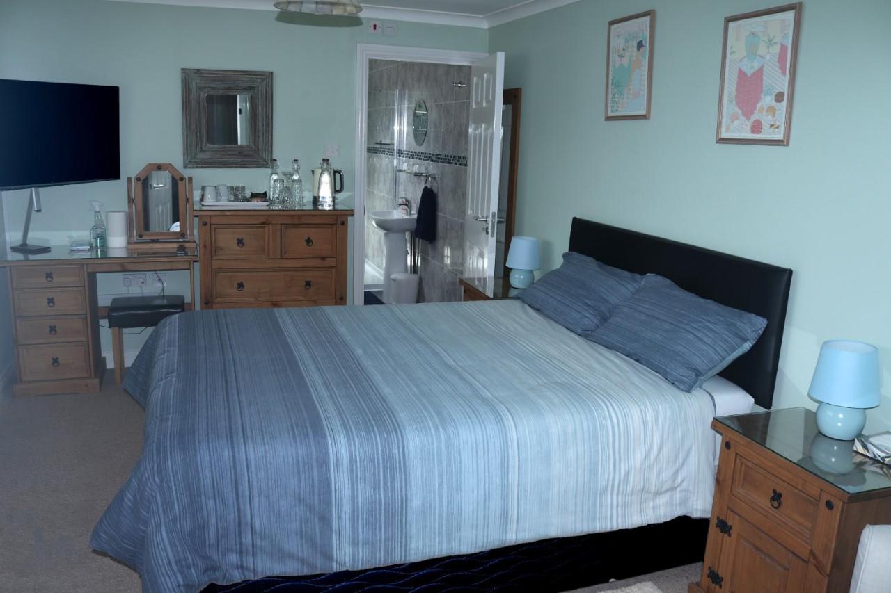 Highworth House Bed & Breakfast Swindon