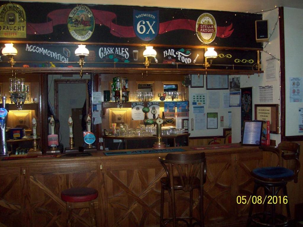 Hotel The Crown Swindon