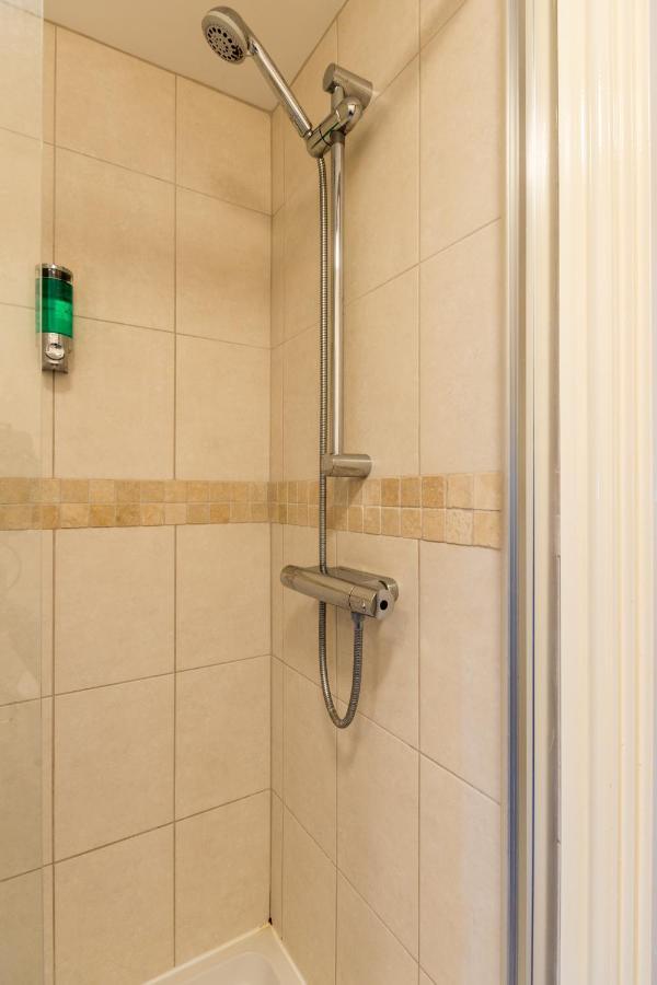 Westlecott House - Old Town Apartment Swindon