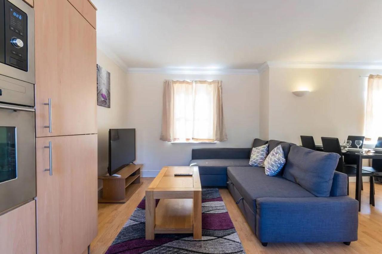 Godwin Court Apartment *