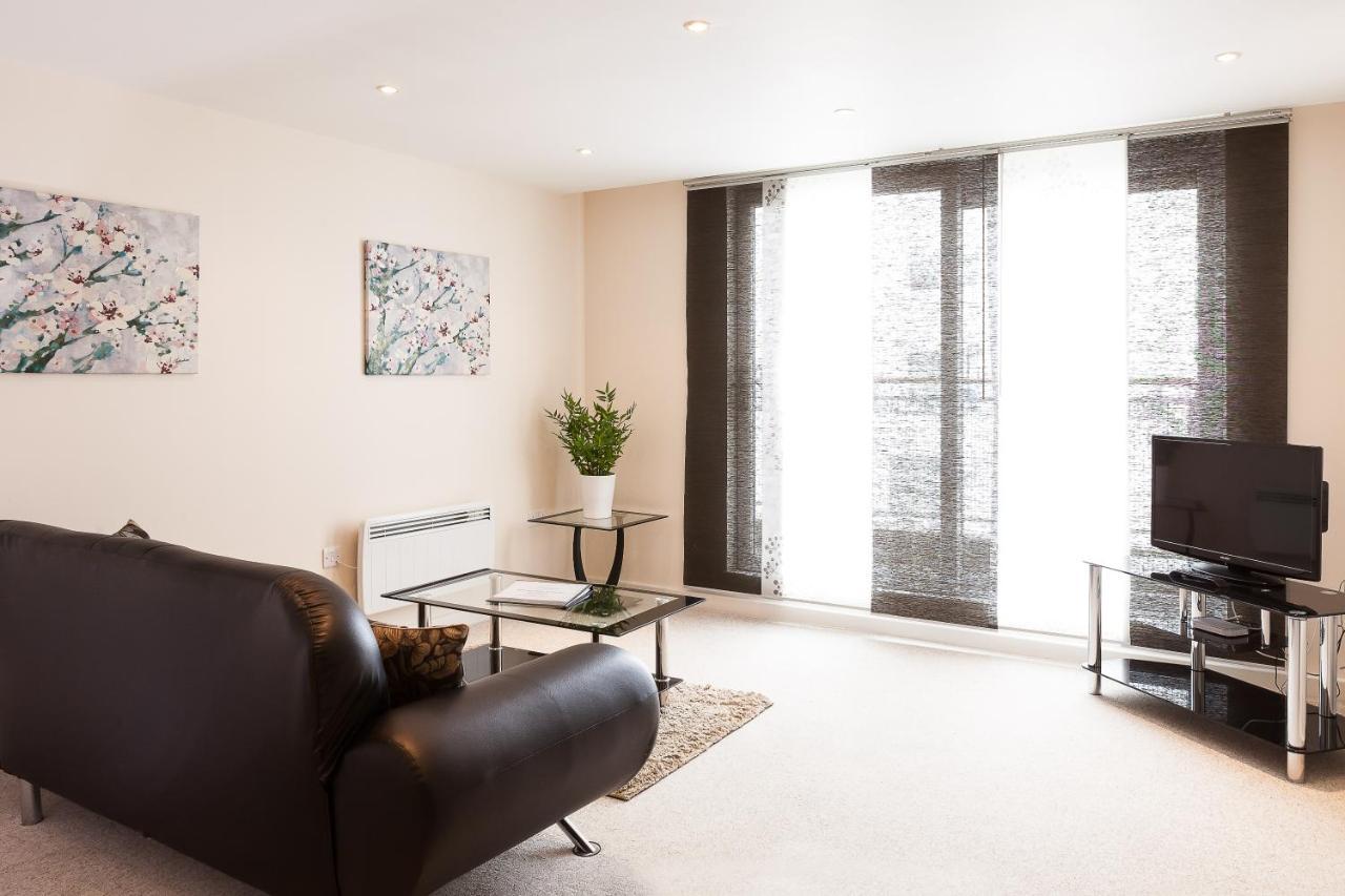 Paramount Apartment