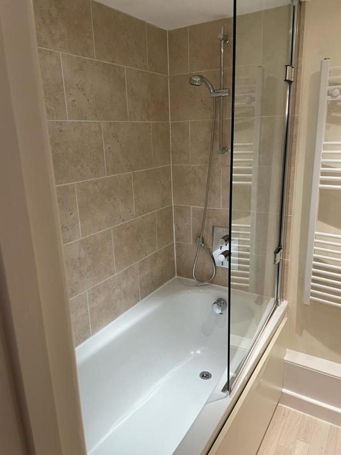 Paramount Apartment Swindon