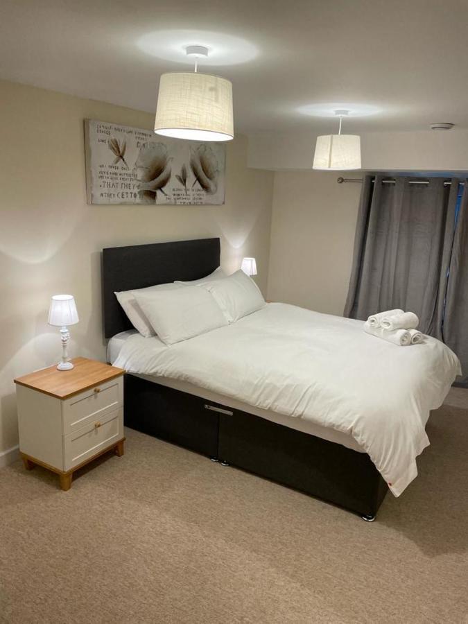 Paramount Apartment Swindon