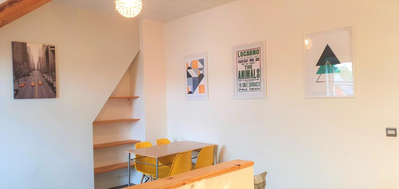 Bath Road Apartment *