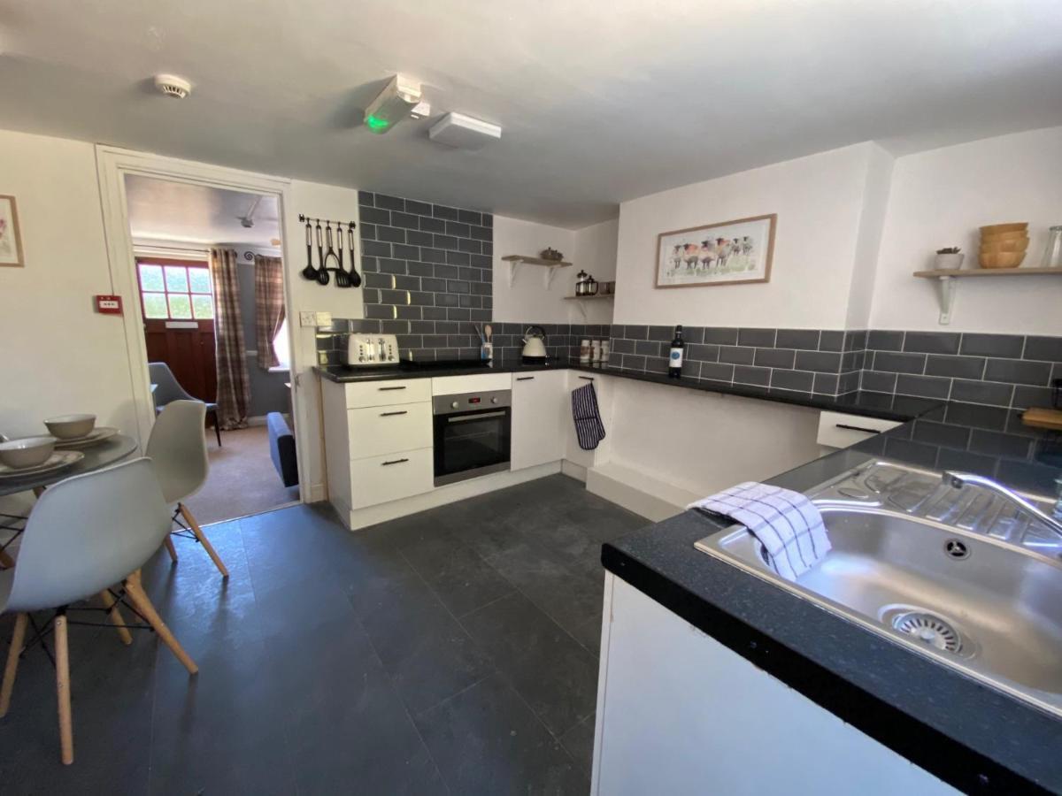 The Village 3* Swindon