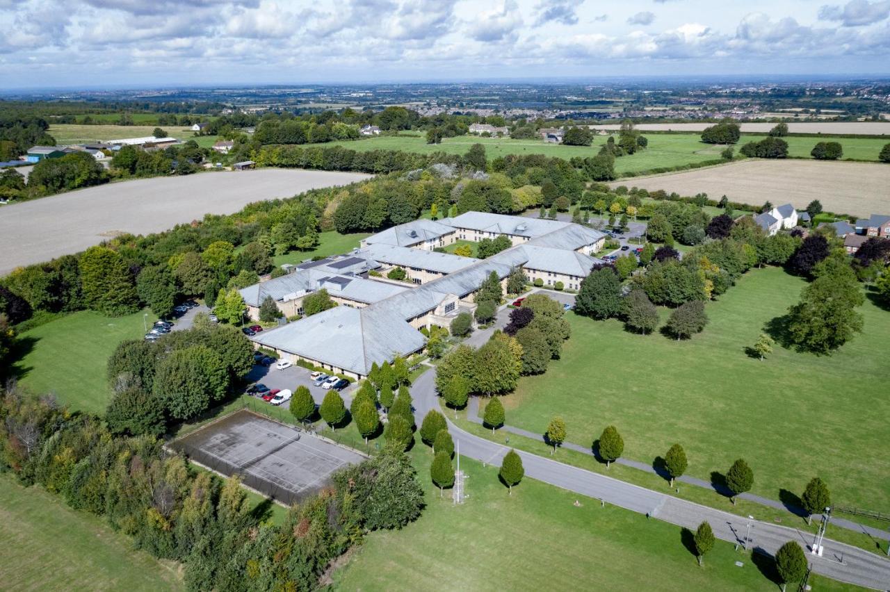 Alexandra House Hotel 4*