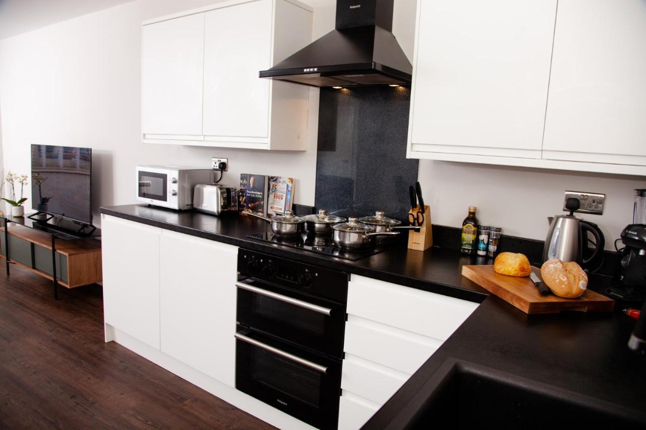 High Life Serviced - Old Town Apartment Swindon