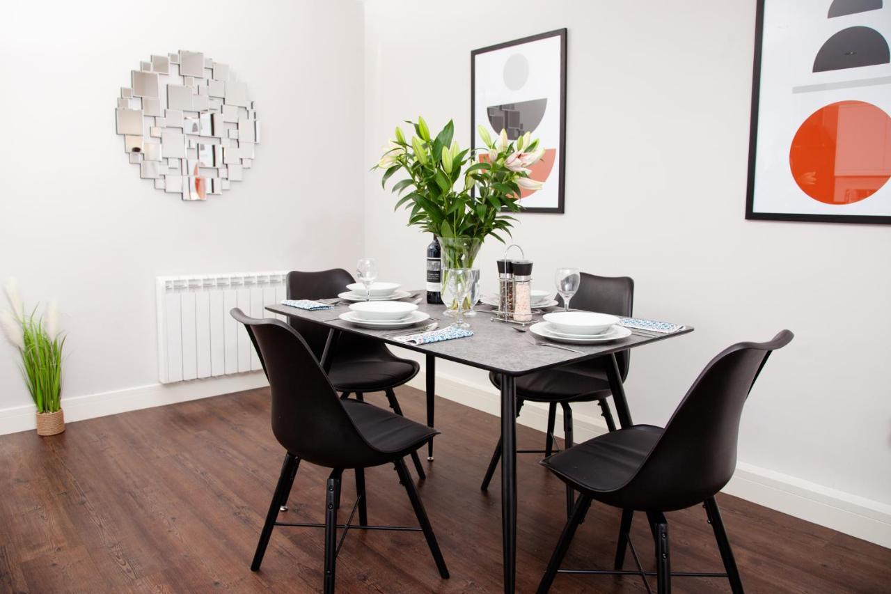 High Life Serviced - Old Town Apartment Swindon