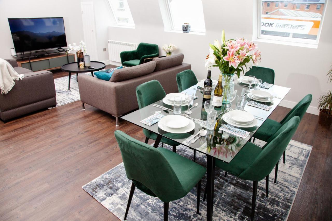 High Life Serviced - Old Town Apartment Swindon