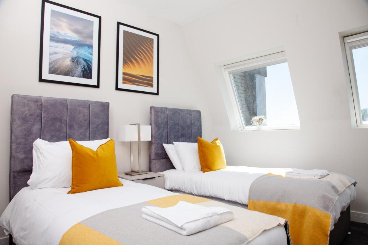 High Life Serviced - Old Town Apartment *