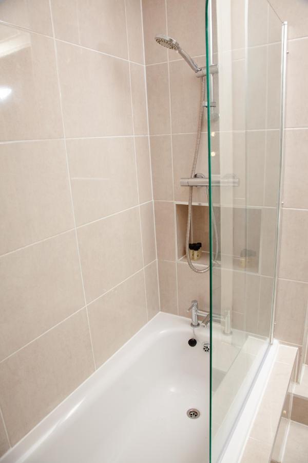 High Life Serviced - Old Town Apartment *