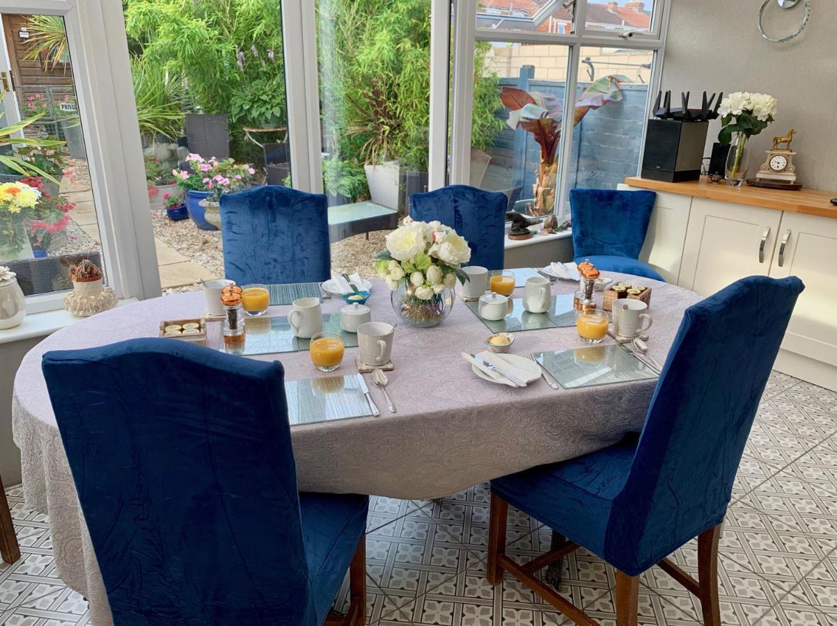 Acomodação com café da manhã  Sw Swindon