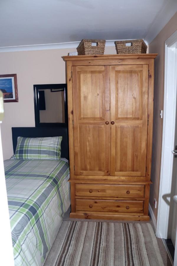 Bed & Breakfast Highworth House *