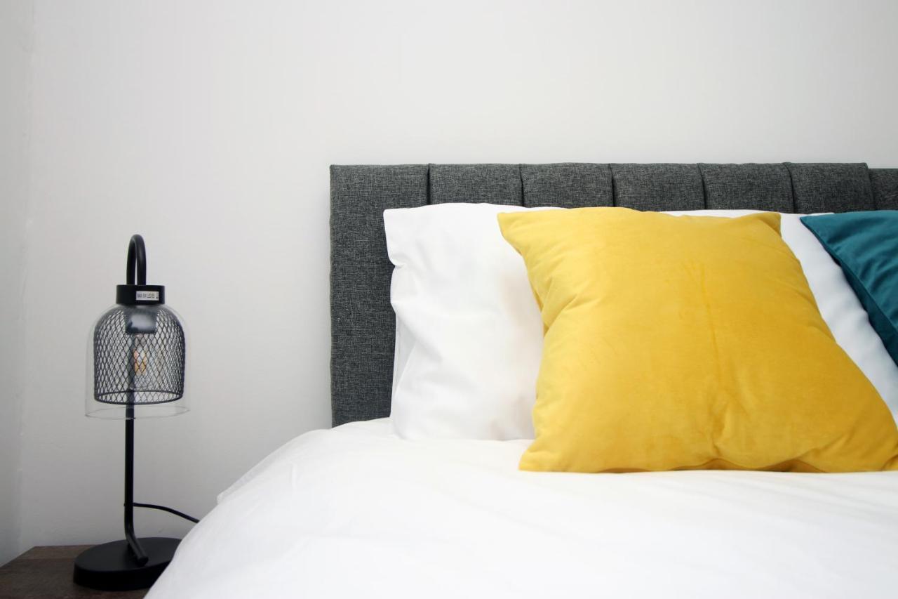 Delft - Spacious Home, High Speed Wi-fi, Free Parking, Terrace *