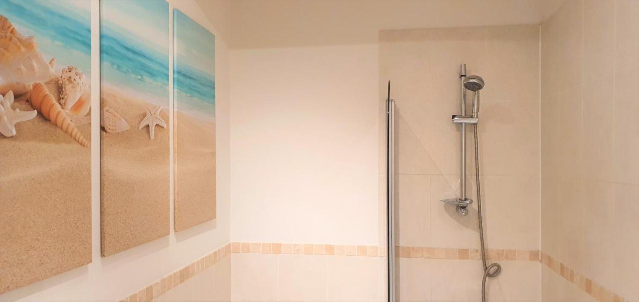 - Spacious 2 Beds *