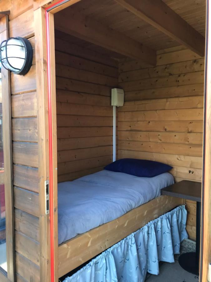Luxury tent Log Cabin Single