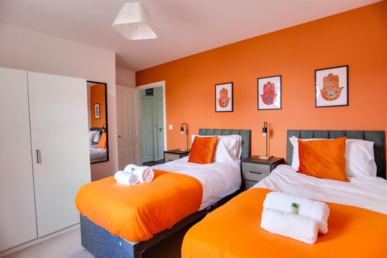 Staldon Court - Open Plan Apartment, High Speed Wi-fi, Free Parking