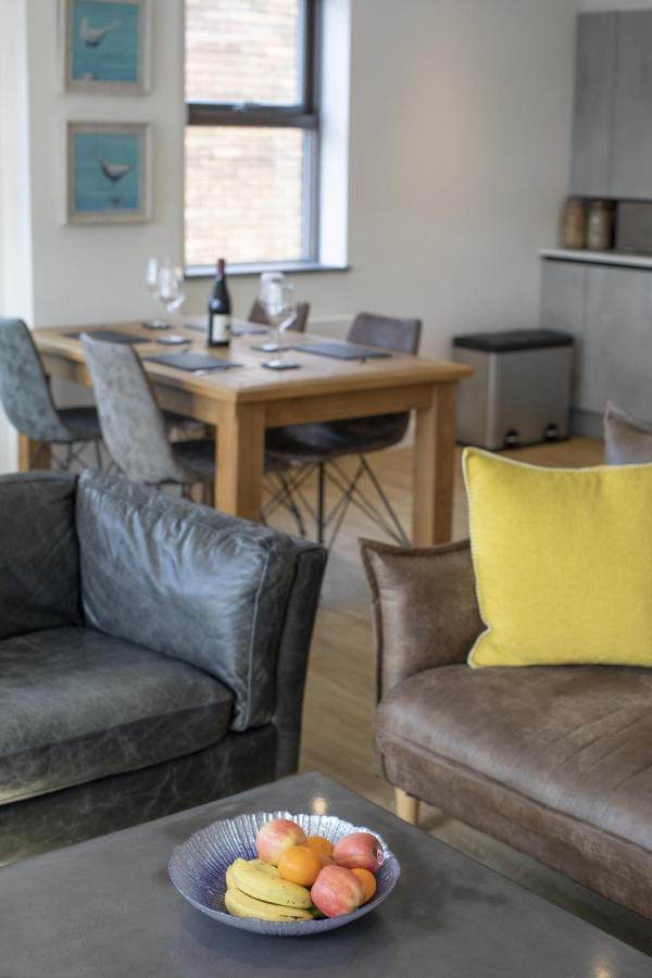 No 1 Wood Street Apartment *