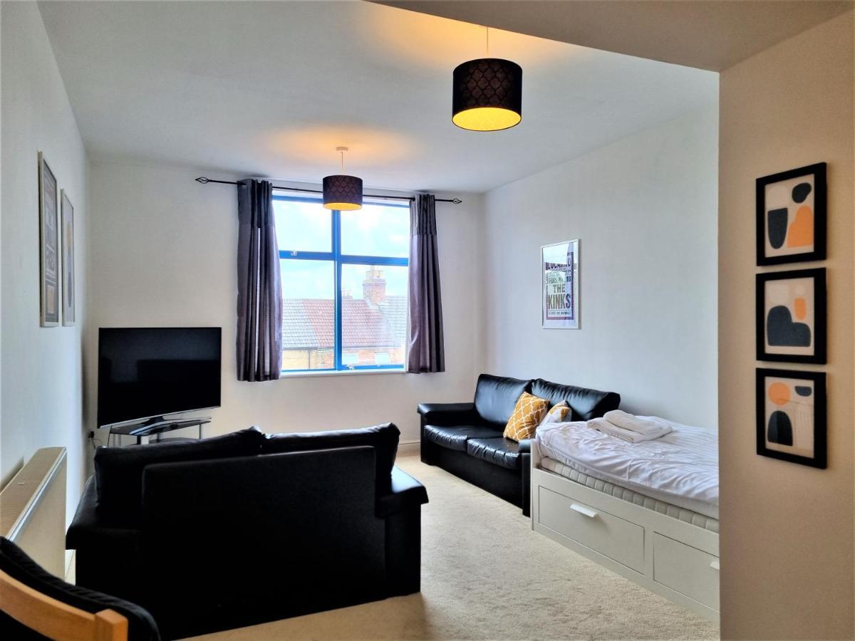 Apartment - Spacious 2 Beds Swindon