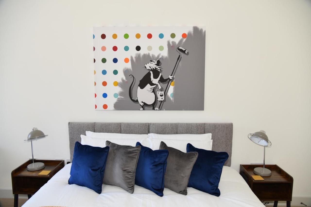 Căn hộ Fantastic 2 Dbl Bedroom Apt. Free Off-road Parking Swindon
