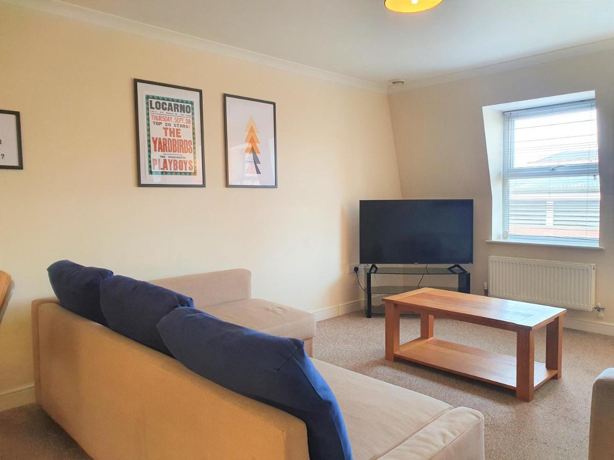 Old Town Central Apartment